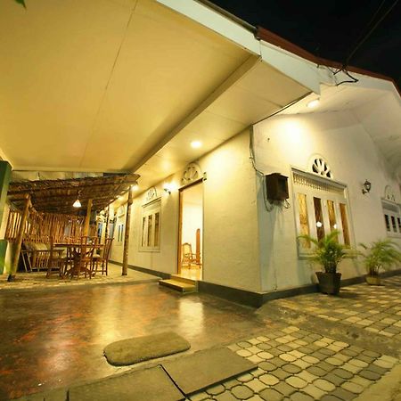 Yoho R K Tourist Villa Negombo Buitenkant foto
