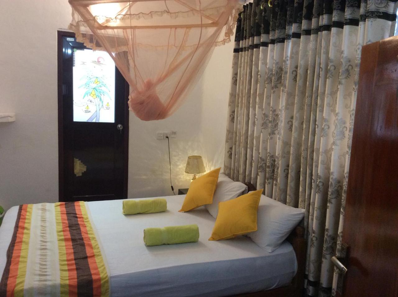 Yoho R K Tourist Villa Negombo Buitenkant foto